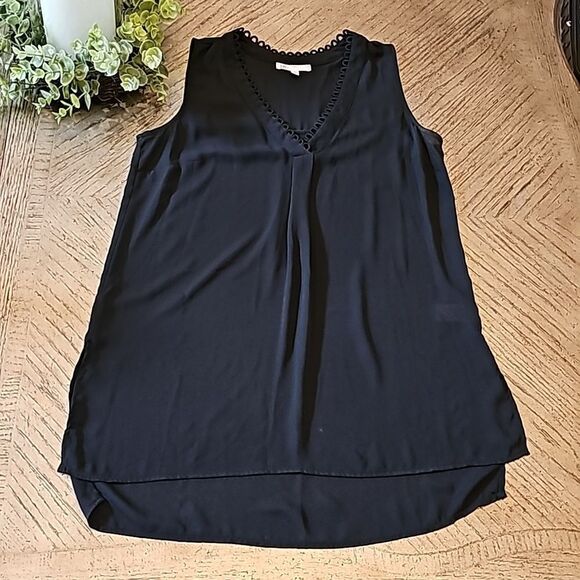 Black v neck blouse size S DR2 - Picture 1 of 5